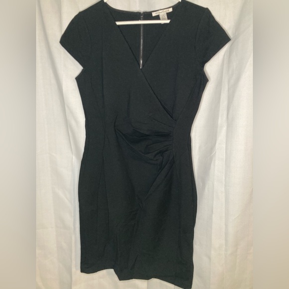 Kenneth Cole New York Women’s Size 8 Black Dress - Picture 1 of 9